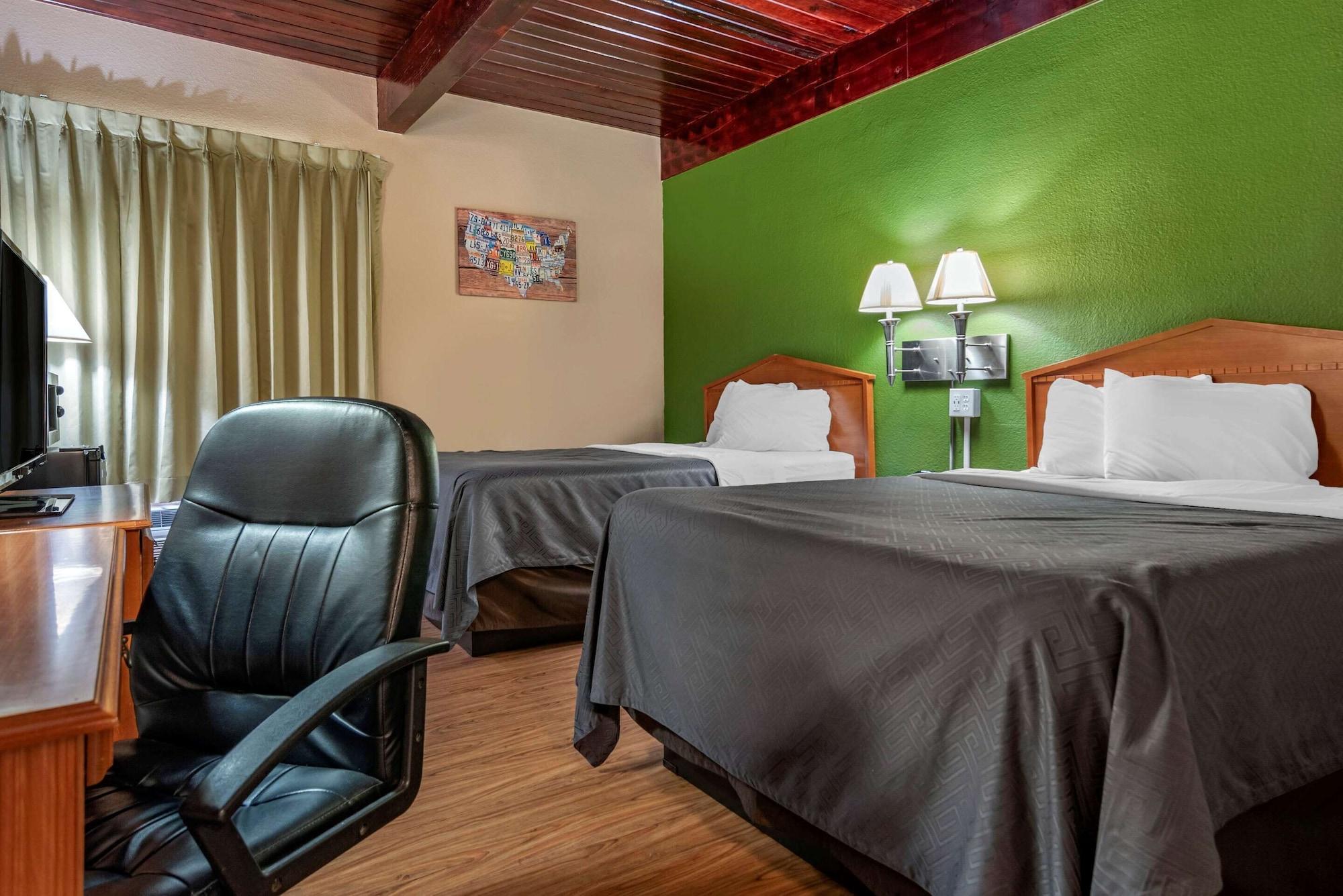 Econo Lodge Tallahassee Near Capital -University Zewnętrze zdjęcie
