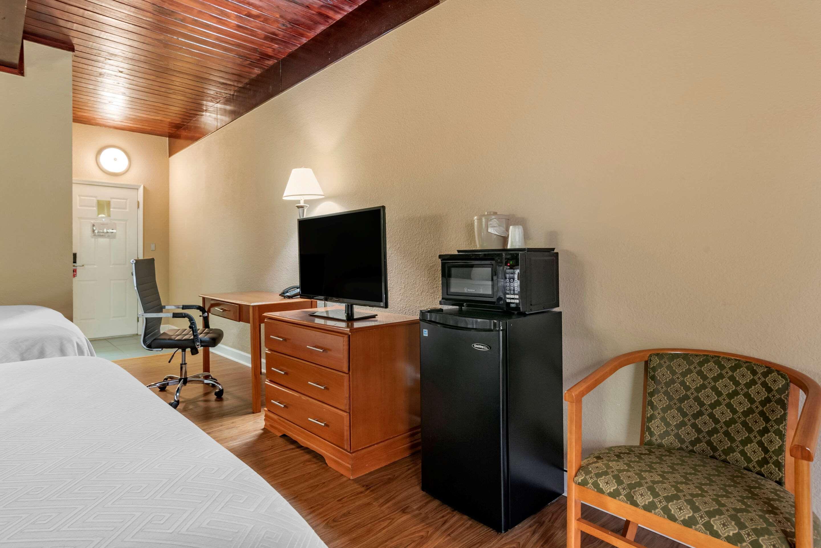 Econo Lodge Tallahassee Near Capital -University Zewnętrze zdjęcie