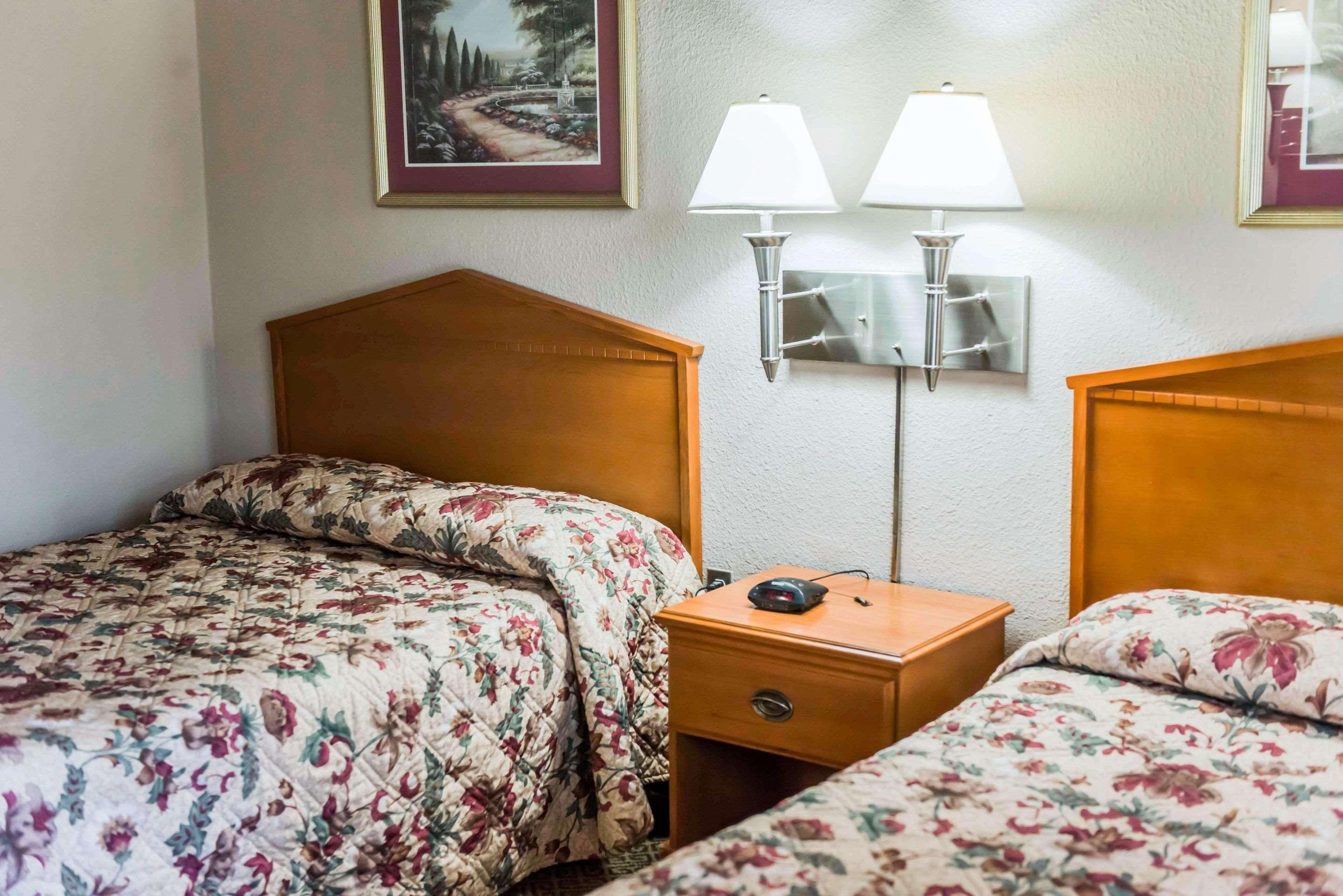 Econo Lodge Tallahassee Near Capital -University Zewnętrze zdjęcie